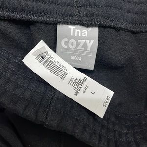 Aritzia TNA cozy fleece mega sweatpants